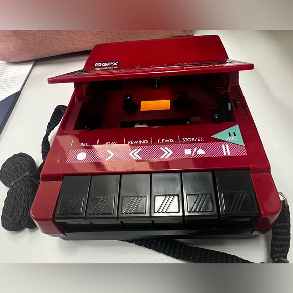 Vintage GPX C620 Portable Cassette Recorder-Red WORKS - Picture 4 of 10